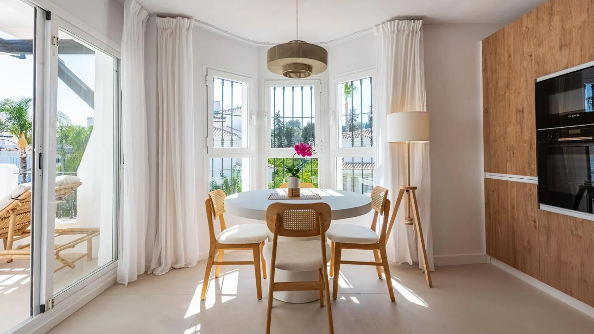 Los Naranjos Modern 2 Bedroom Penthouse With Views Marbella 0*,