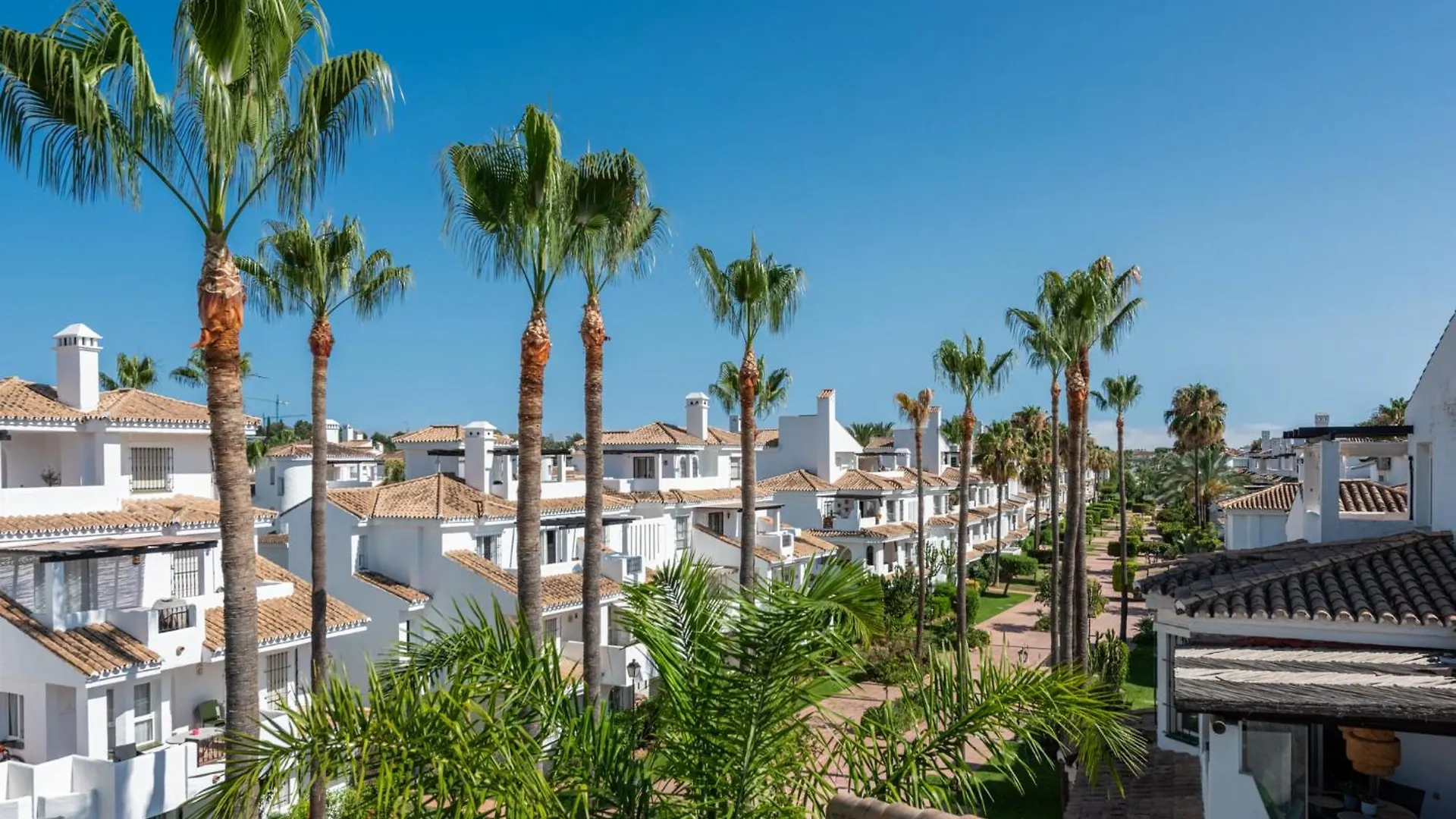 Los Naranjos Modern 2 Bedroom Penthouse With Views Marbella